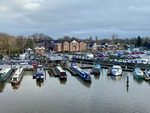 Marina View - (Lounge)- click for photo gallery